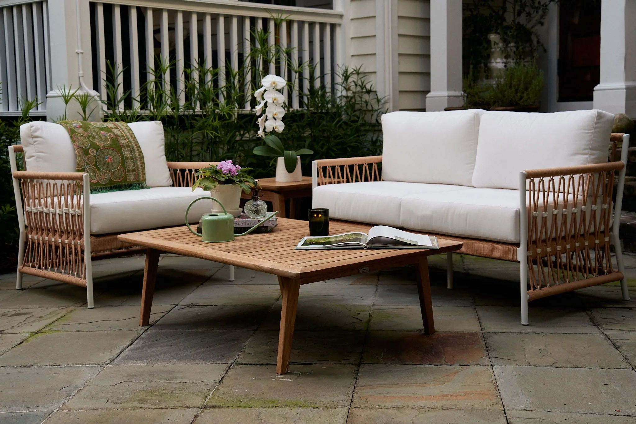 Nantucket Outdoor Loveseat